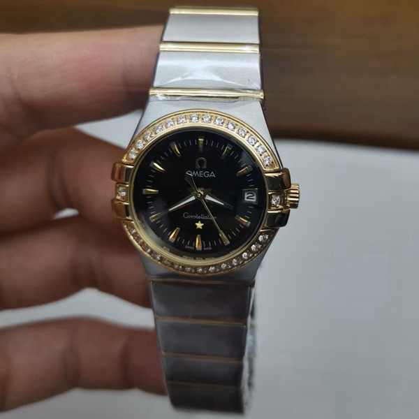 オメガ時計正面デザイン